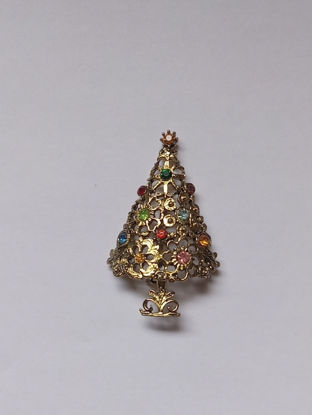 Vintage Christmas Tree Brooch Gold Filigree
